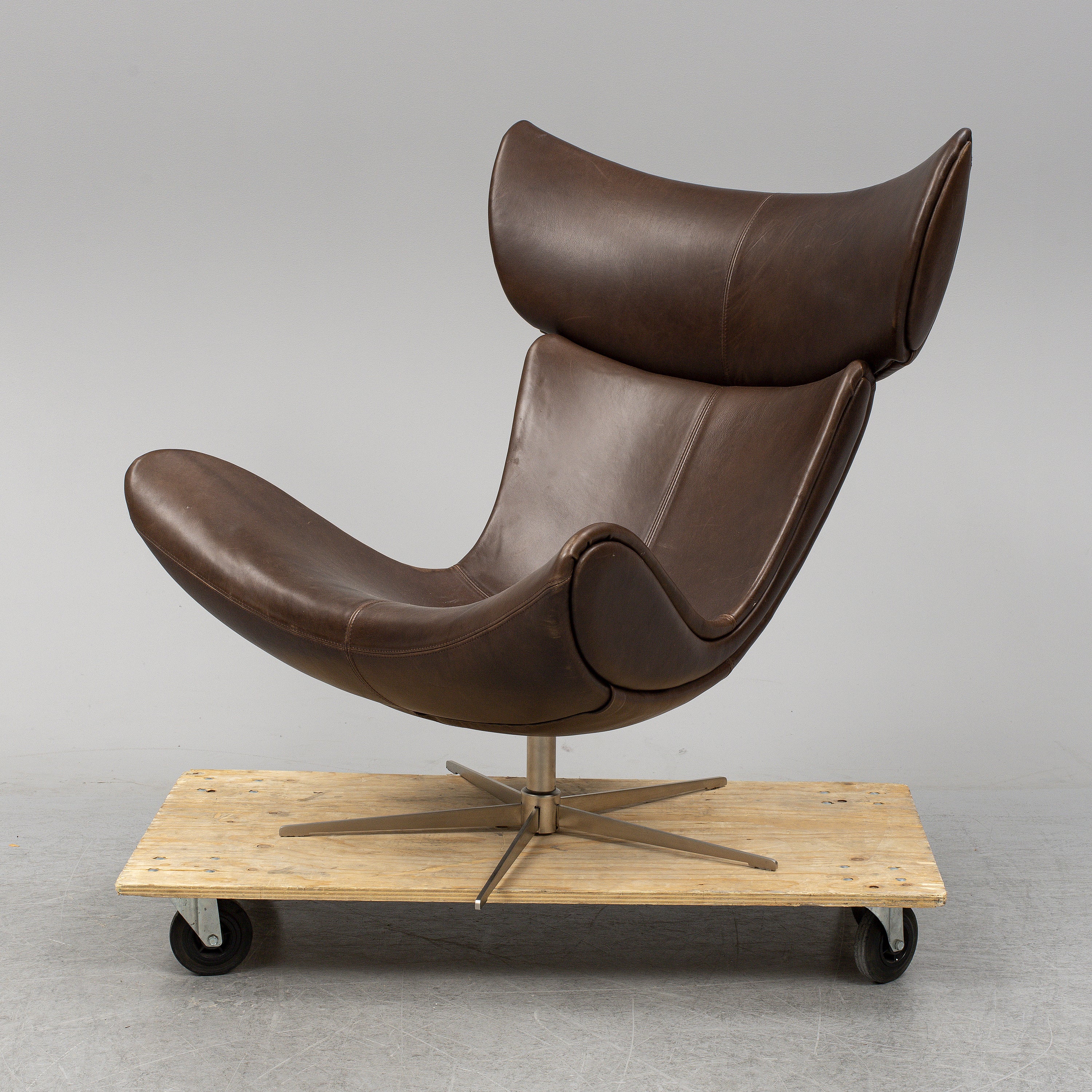 Imola Chair - Accent Chair – Edge Decor